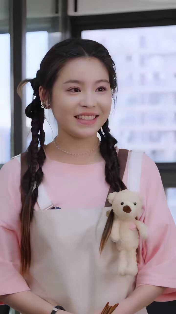 《彩礼谈崩后,我捡了个总裁当老公》剧照