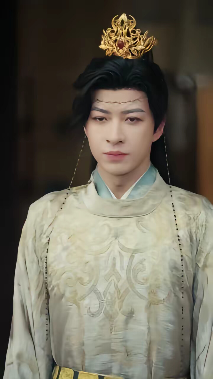 《十八岁老祖归来,尔等跪安吧》剧照