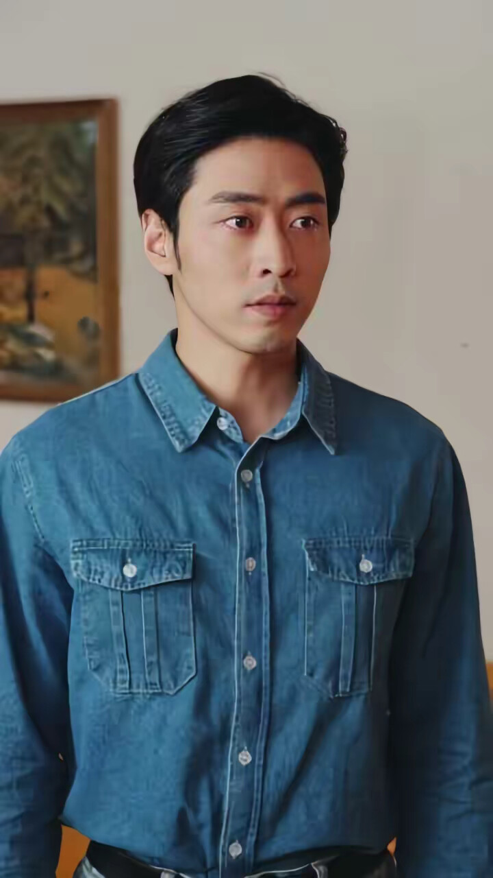 《七零嫁机长:文工团养崽撩夫日常》剧照