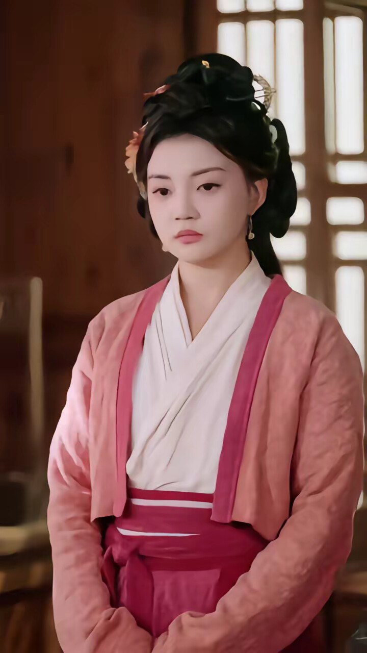 《压寨娘亲的修炼手册》剧照