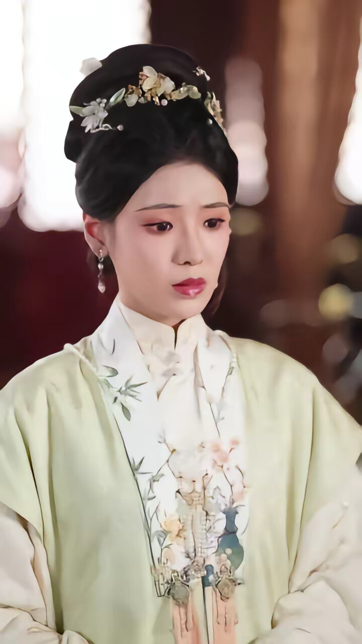 《父凭女贵,叼着奶瓶扶爹青云志》剧照