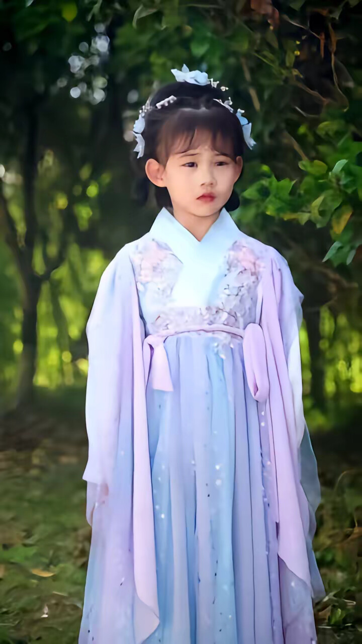 《硬核幼崽通古今,我带黑科技救娘亲》剧照