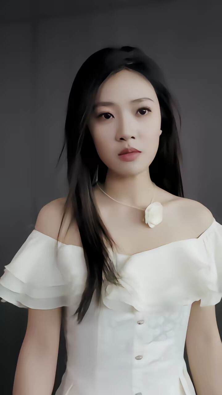 《十一年后,早死白月光穿回来了》剧照