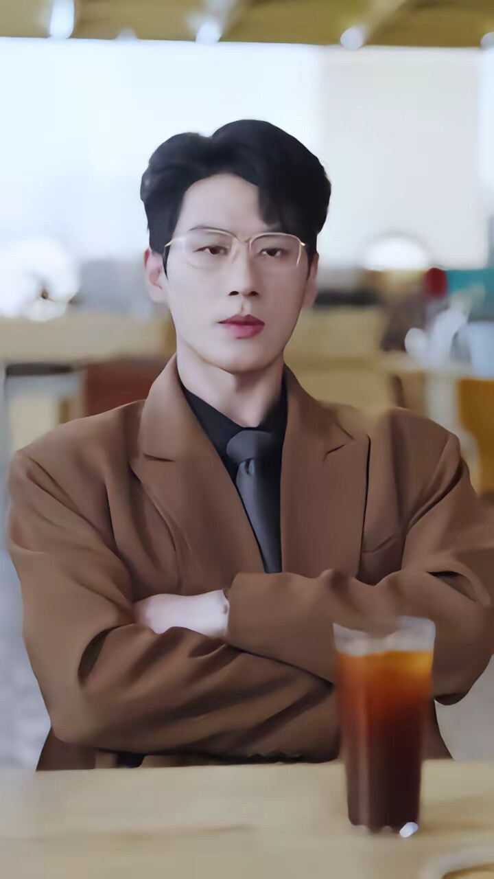 《被读心后,炮灰女配竟然成了万人迷》剧照