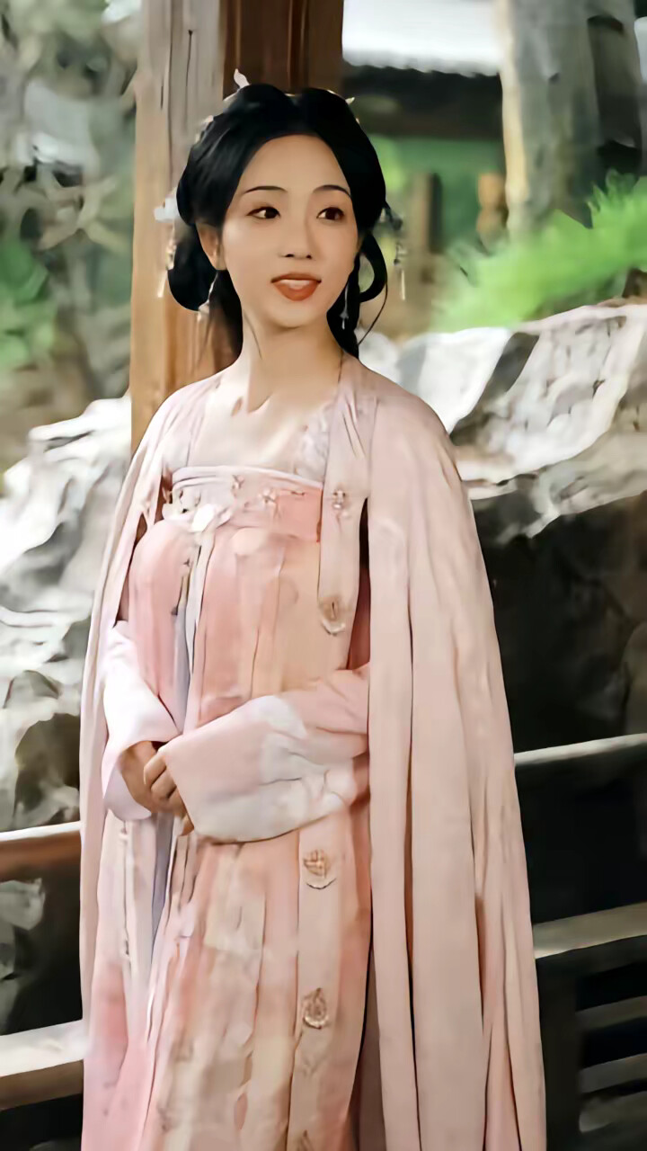 《皎皎清月坠我怀》剧照