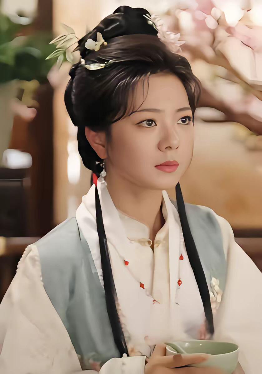 《虐文情节先暂停,看看弹幕吐槽啥》剧照