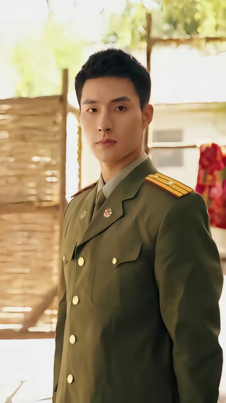 《重生七零嫁硬汉，小白菜也有春天》剧照