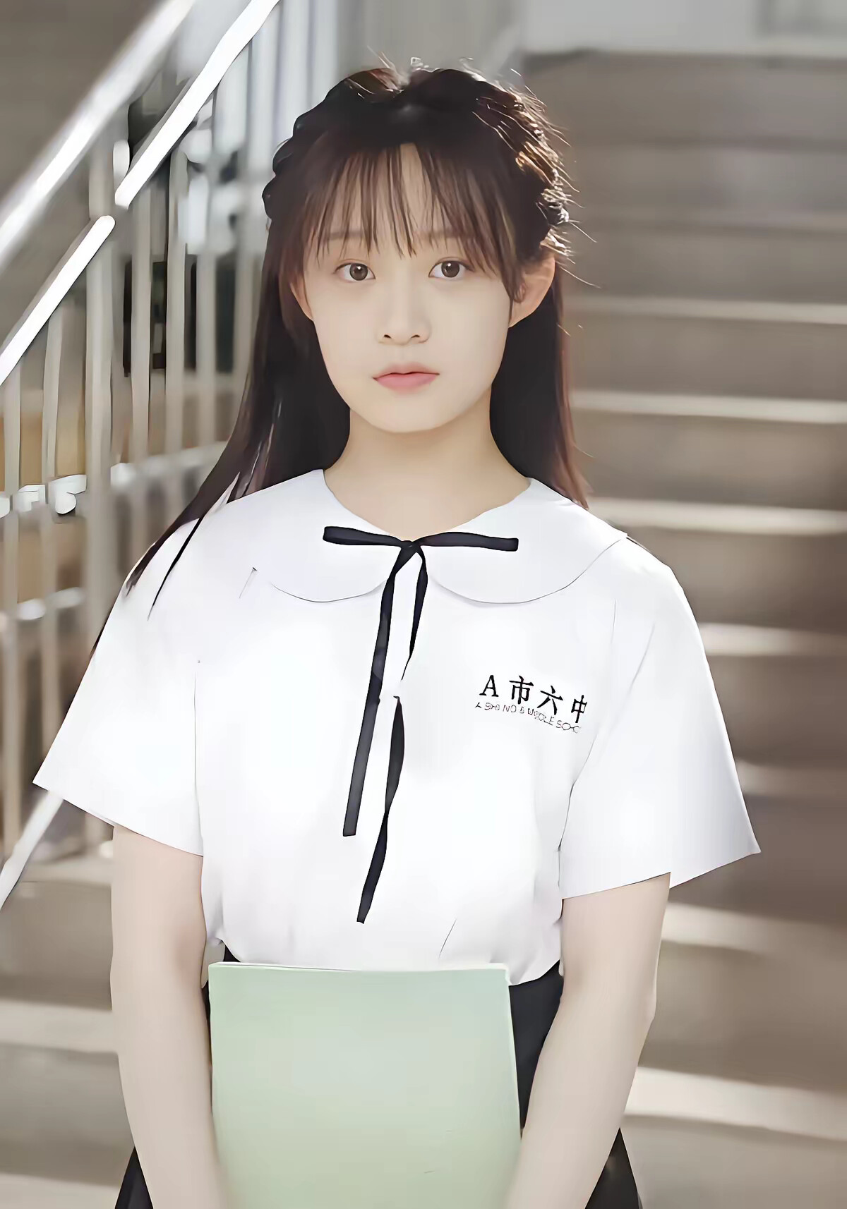 《玫瑰藏于盛夏》剧照