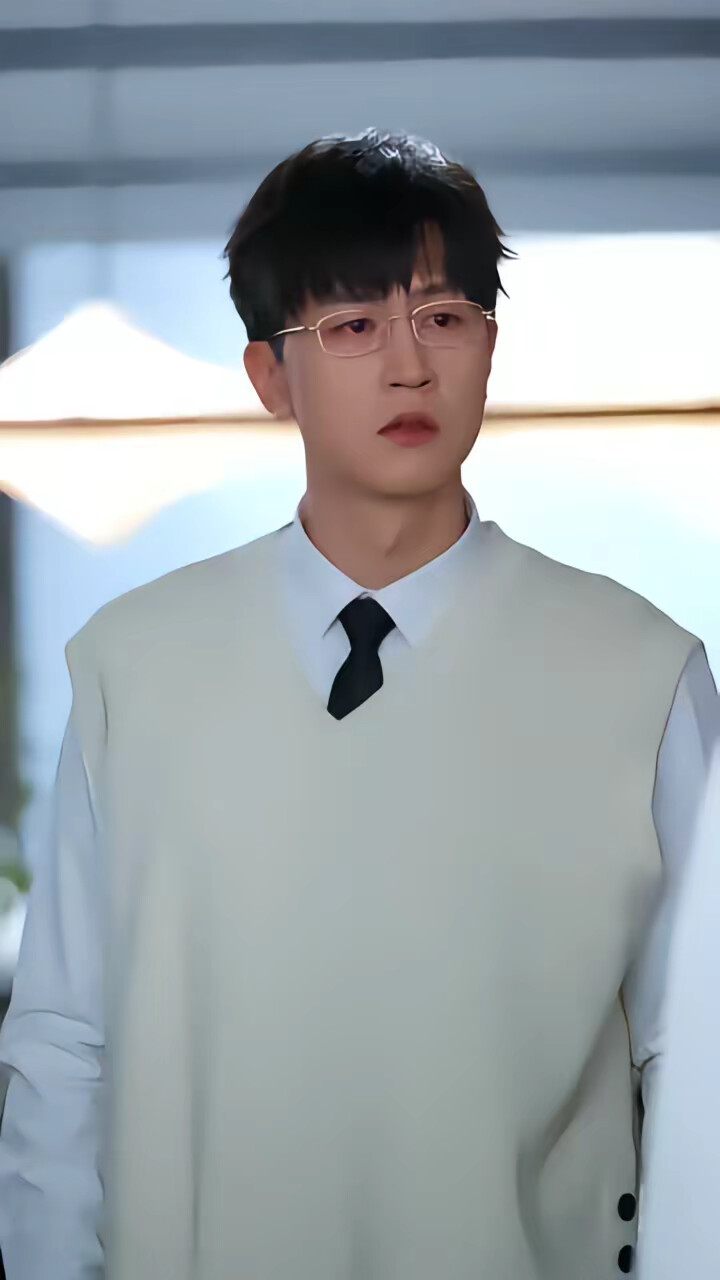 《无人与你共白头》剧照