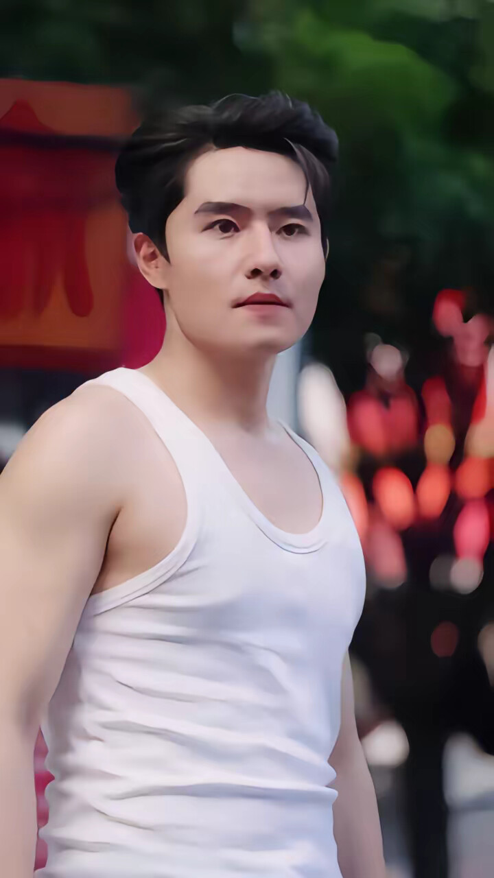 《教父相亲!娇妻要他垦荒种地》剧照