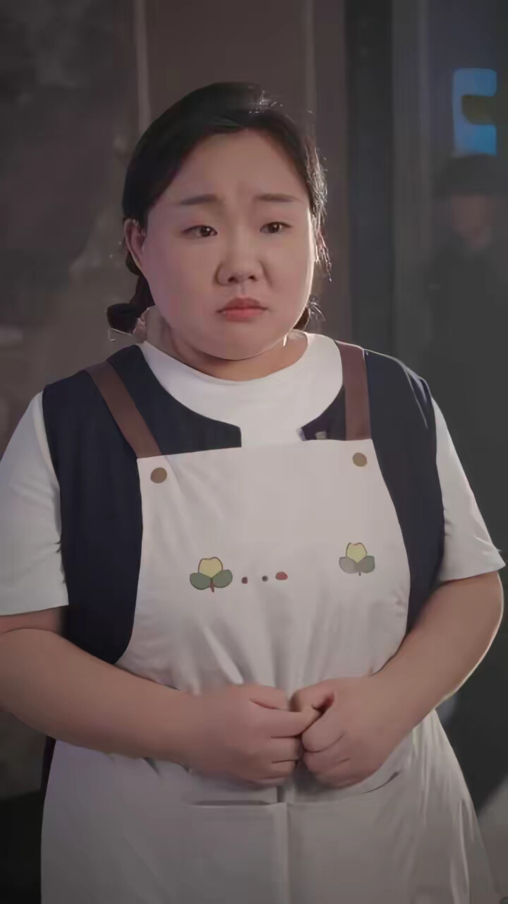 《替娃招父，落魄顾少捡回家》剧照