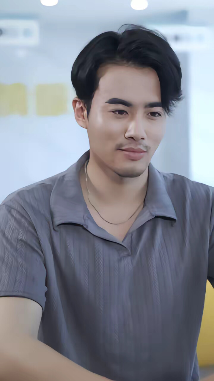 《养育她的第十九年》剧照