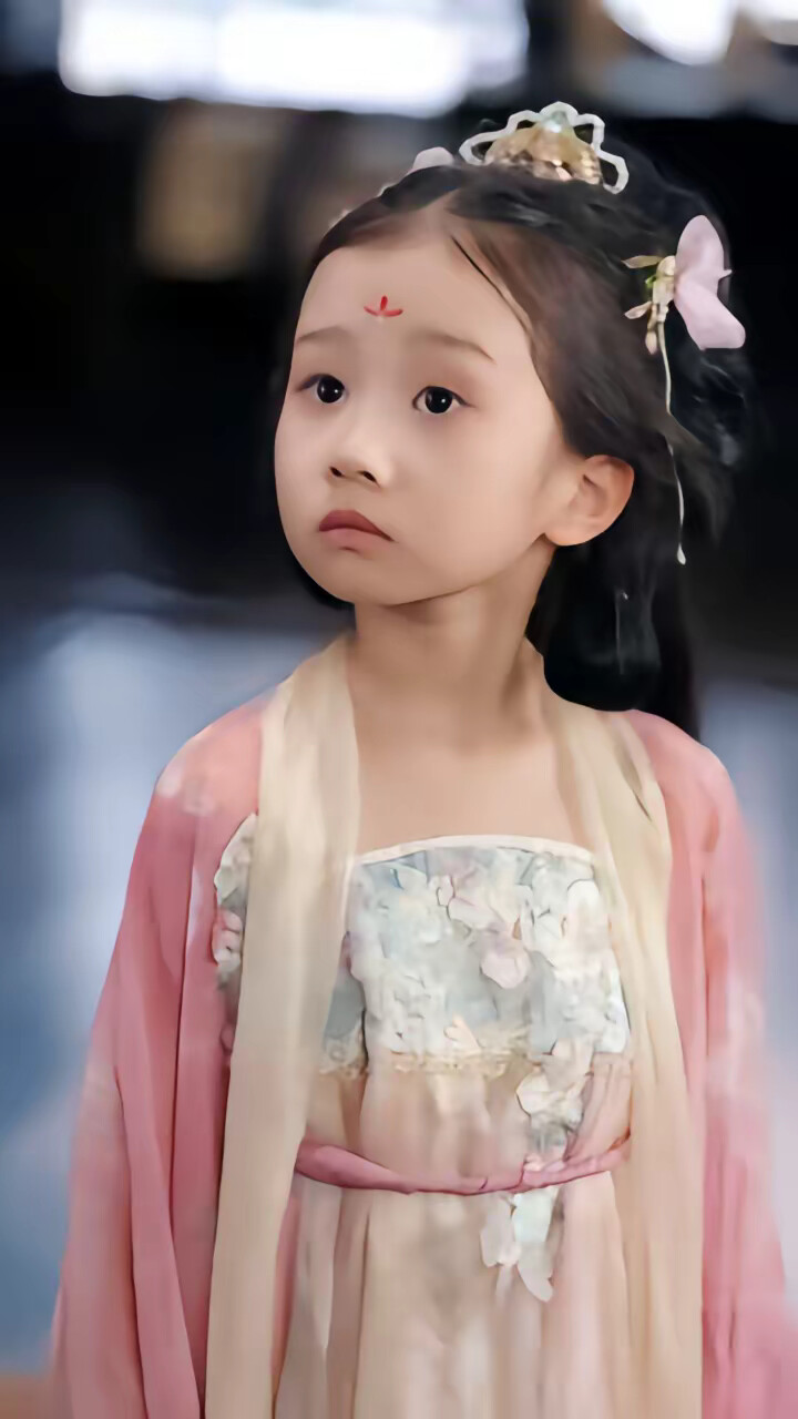 《别惹小乞丐,她太子爹是超级女儿奴》剧照
