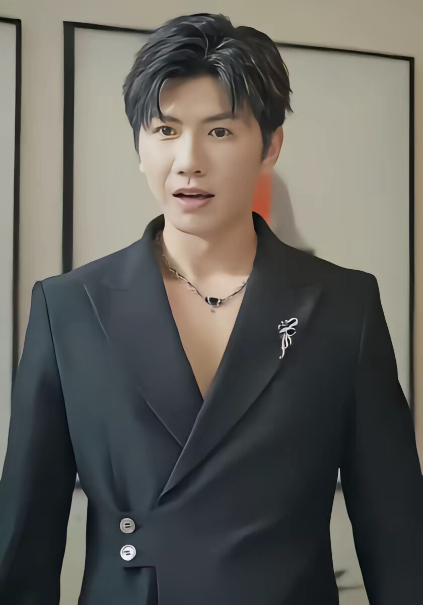 《给战爷做完全身手术后被宠上天了》剧照