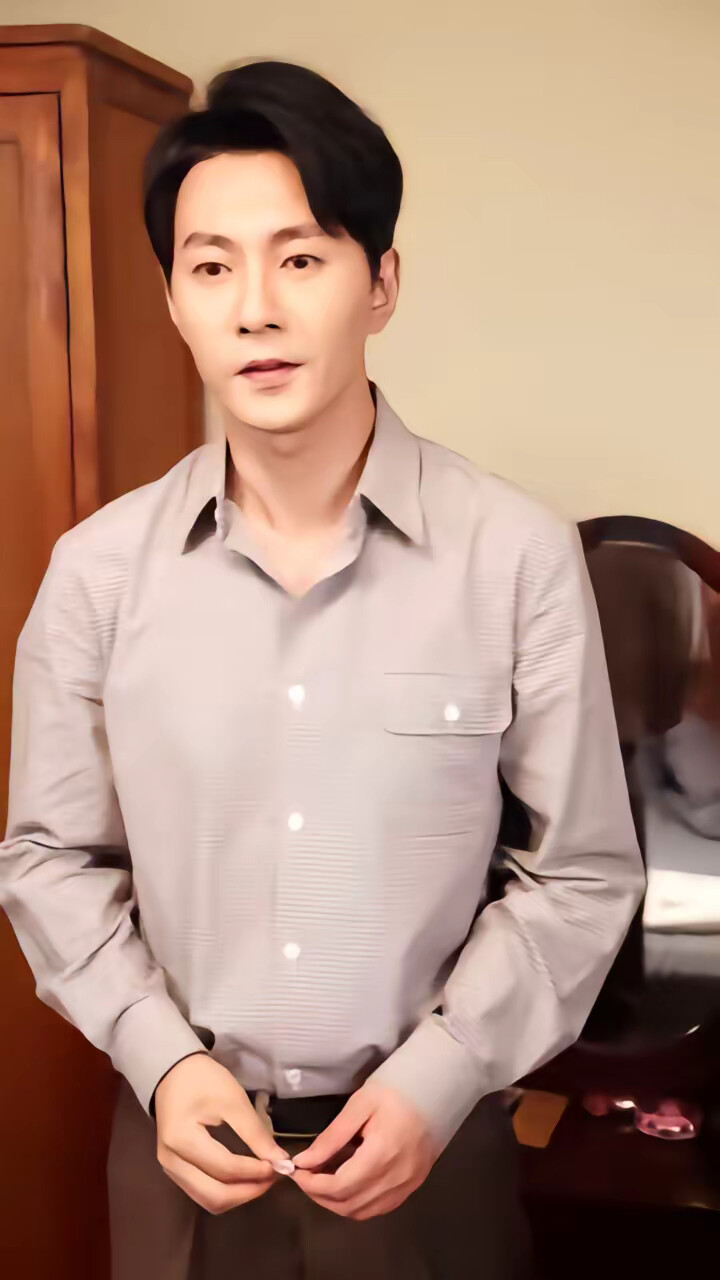 《带着仓库回七零》剧照