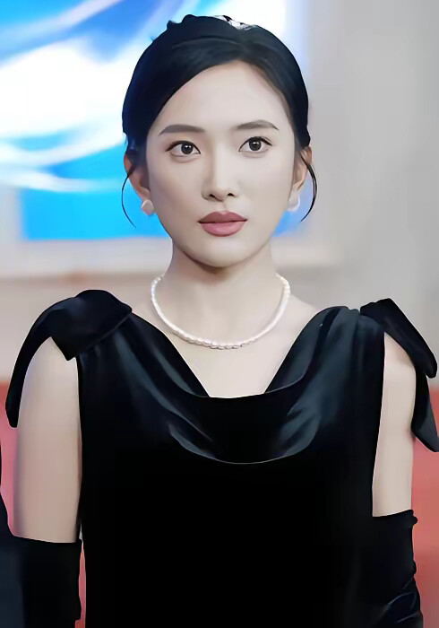 《美女总裁的贴身保镖》剧照