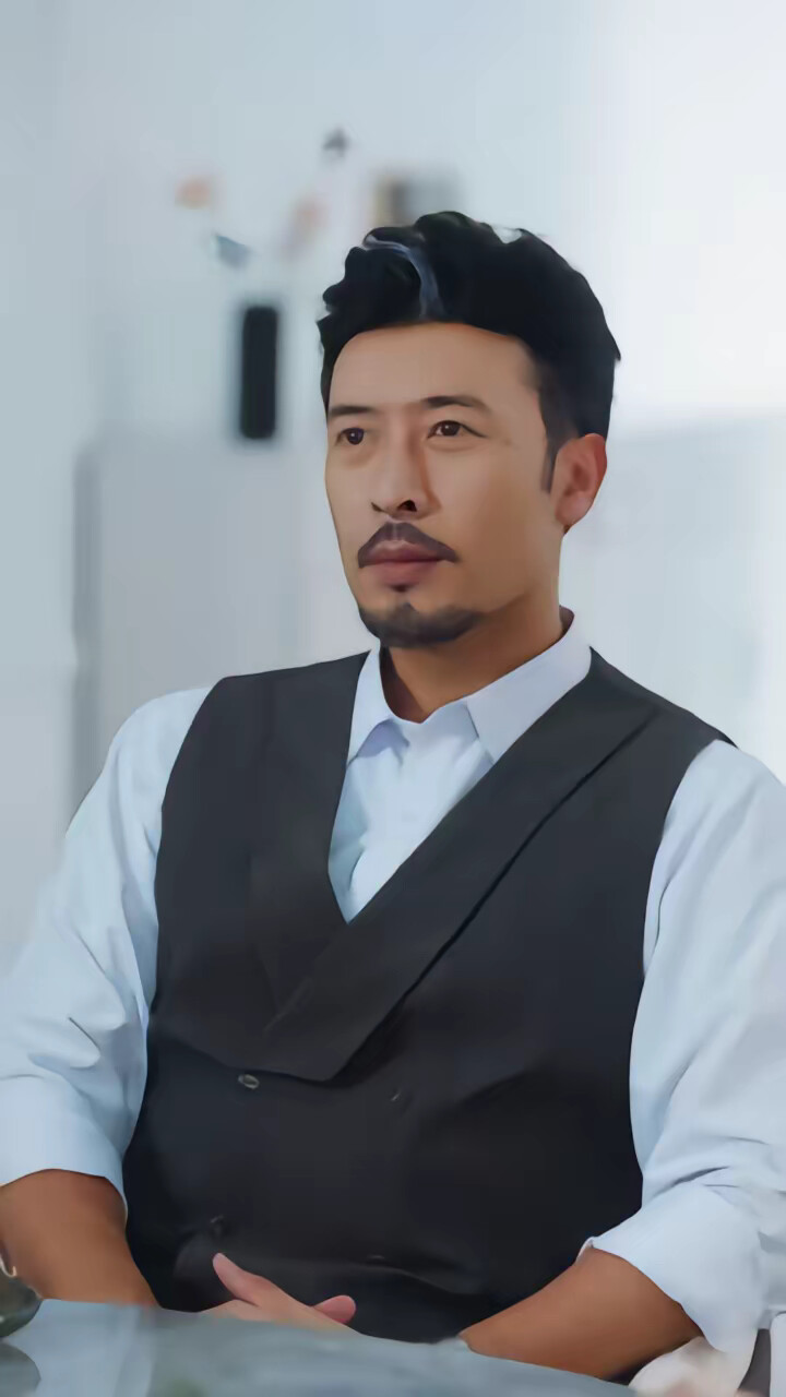 《退休后被他缠上了》剧照