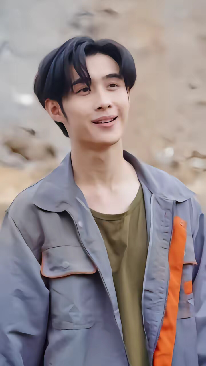 《对话万物没有赝品能骗过我》剧照