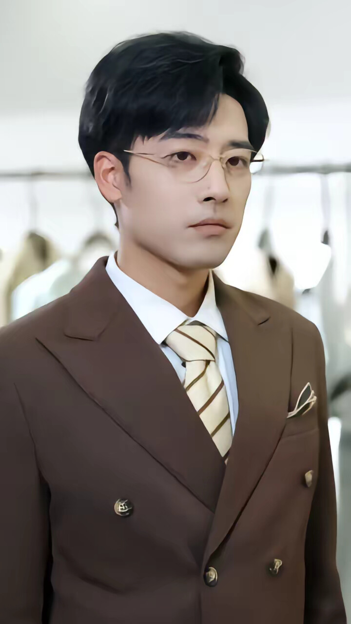 《相亲失败,我和顶头上司领证了》剧照