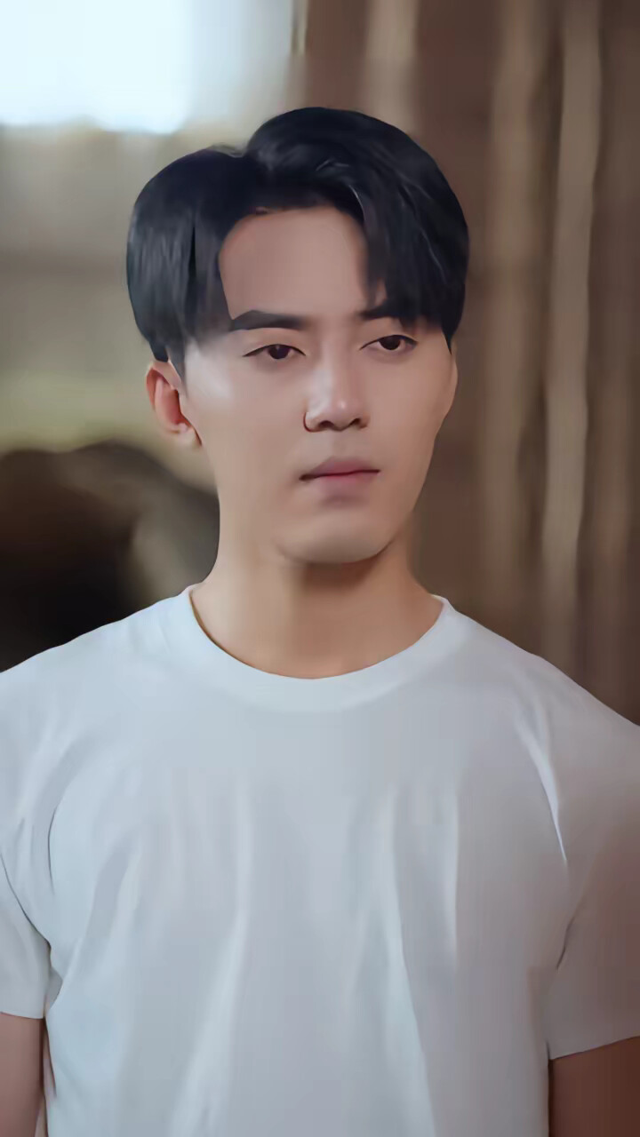 《发明新药要靠我,听懂掌声》剧照