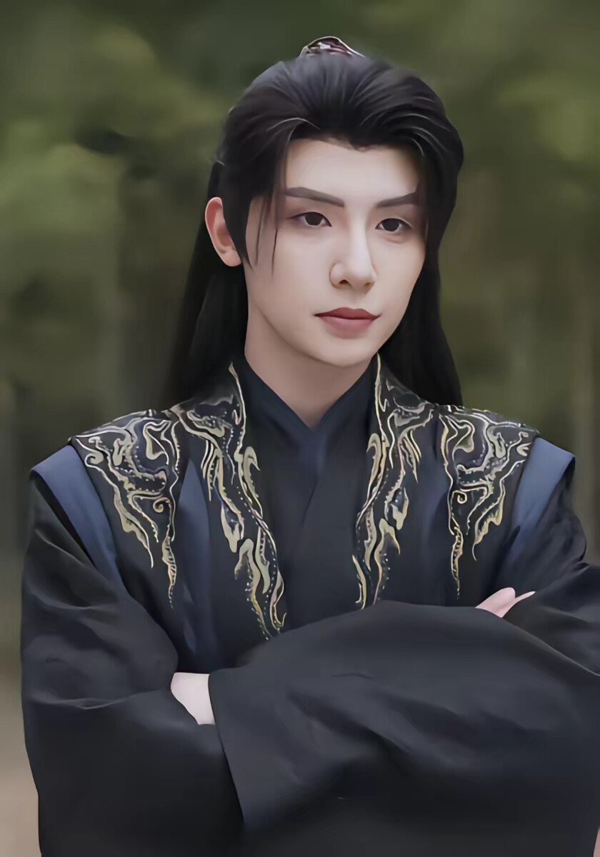 《听说我成了反派白月光》剧照