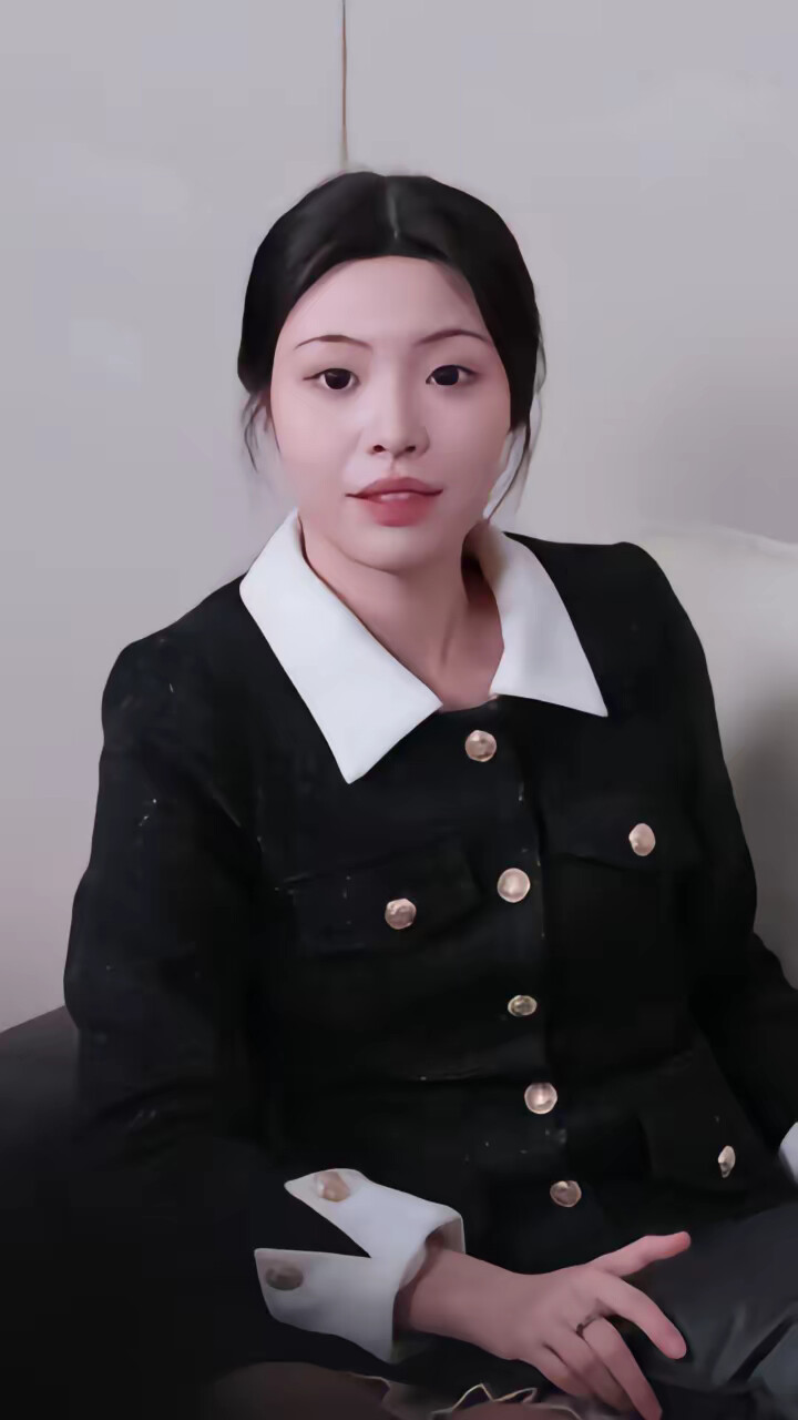 《假装上班逆袭攻略》剧照