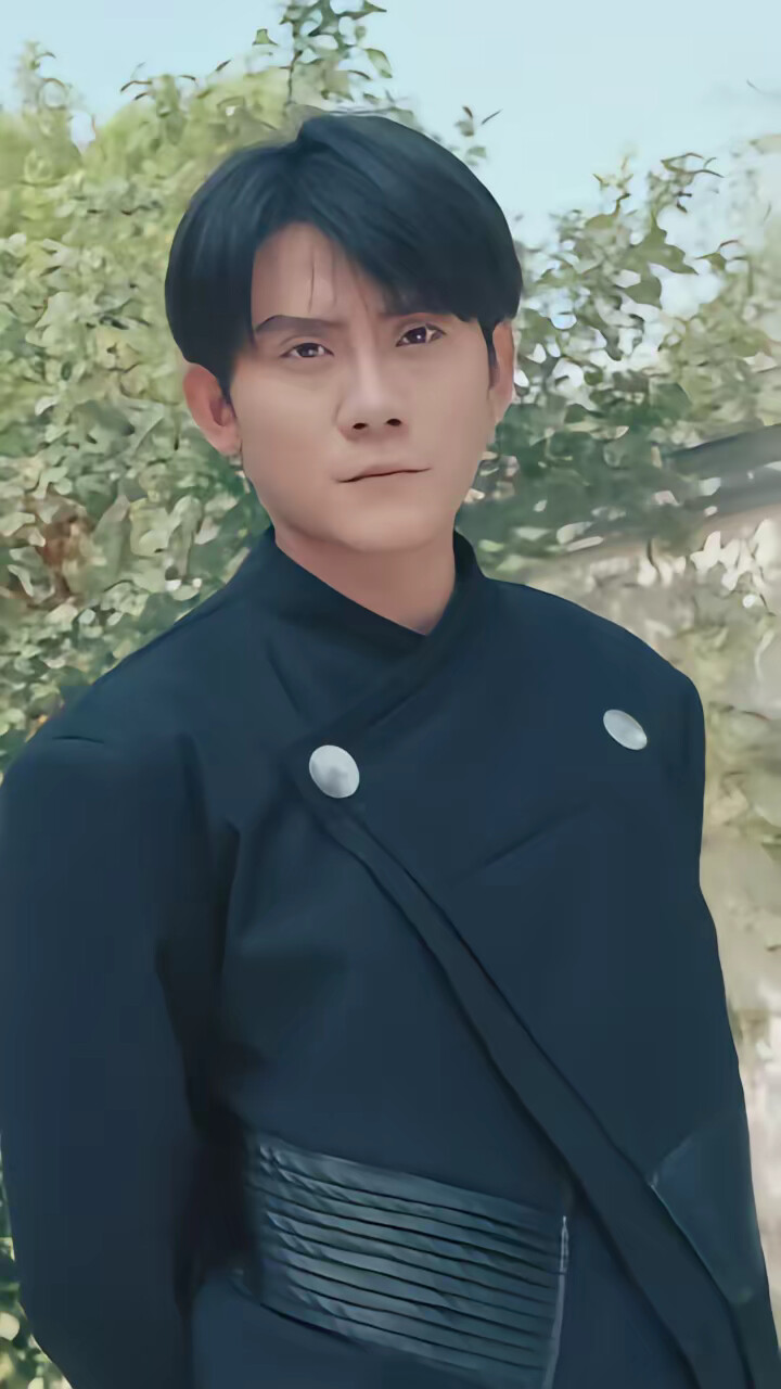 《冰山美女总裁的丐王保镖》剧照