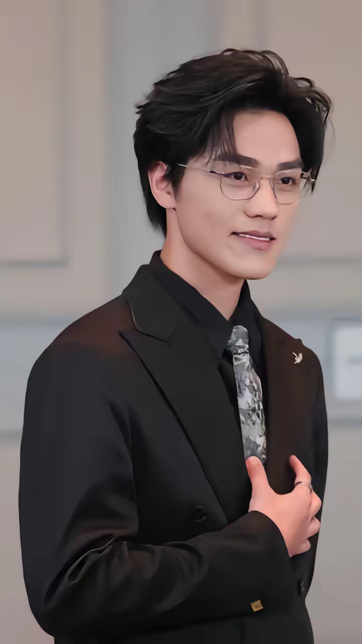 《十年恩情已还,我假死重获新生》剧照