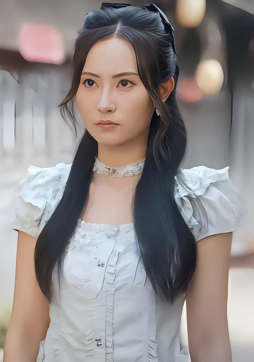 《直播捡漏，我靠透视纵横商海》剧照