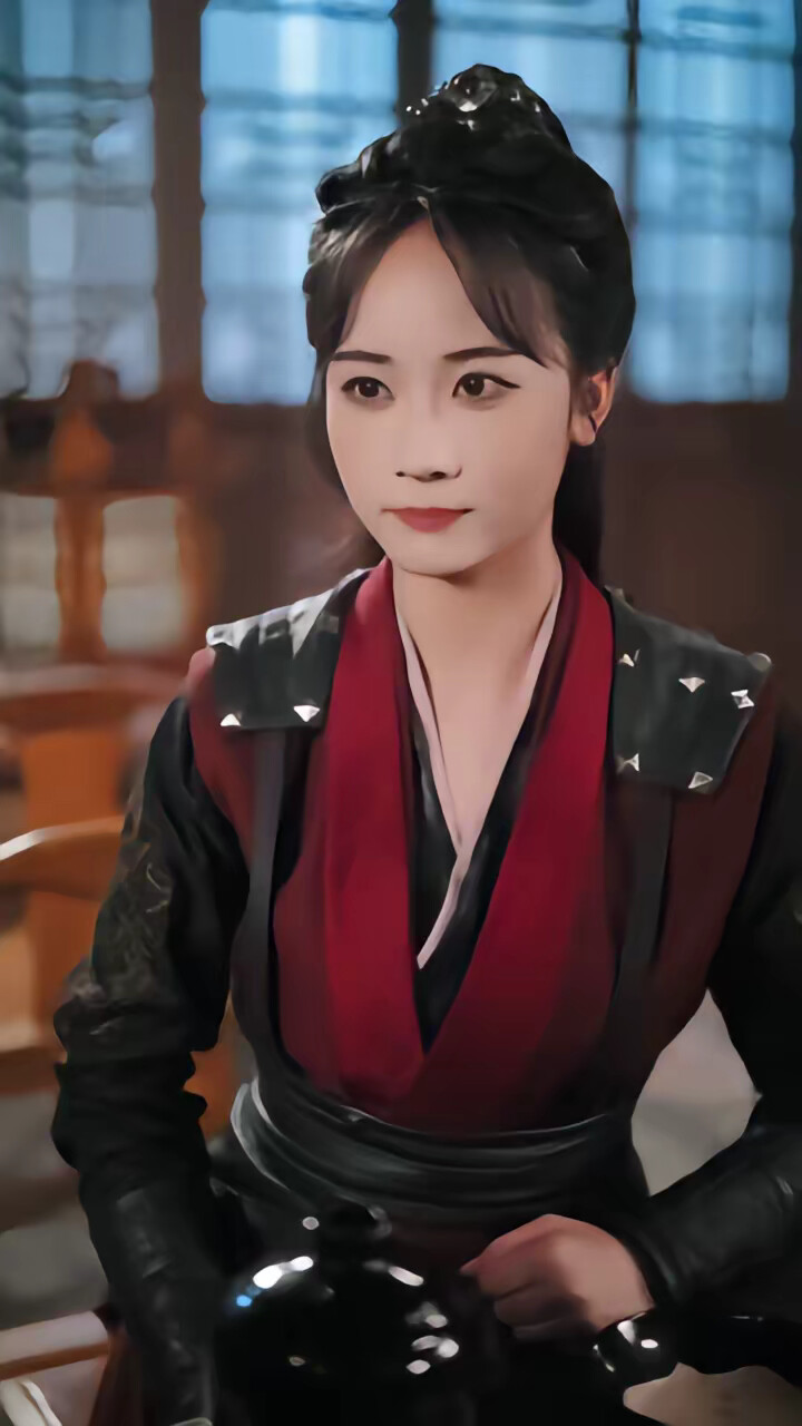 《把我推给女将军后，女帝后悔了》剧照