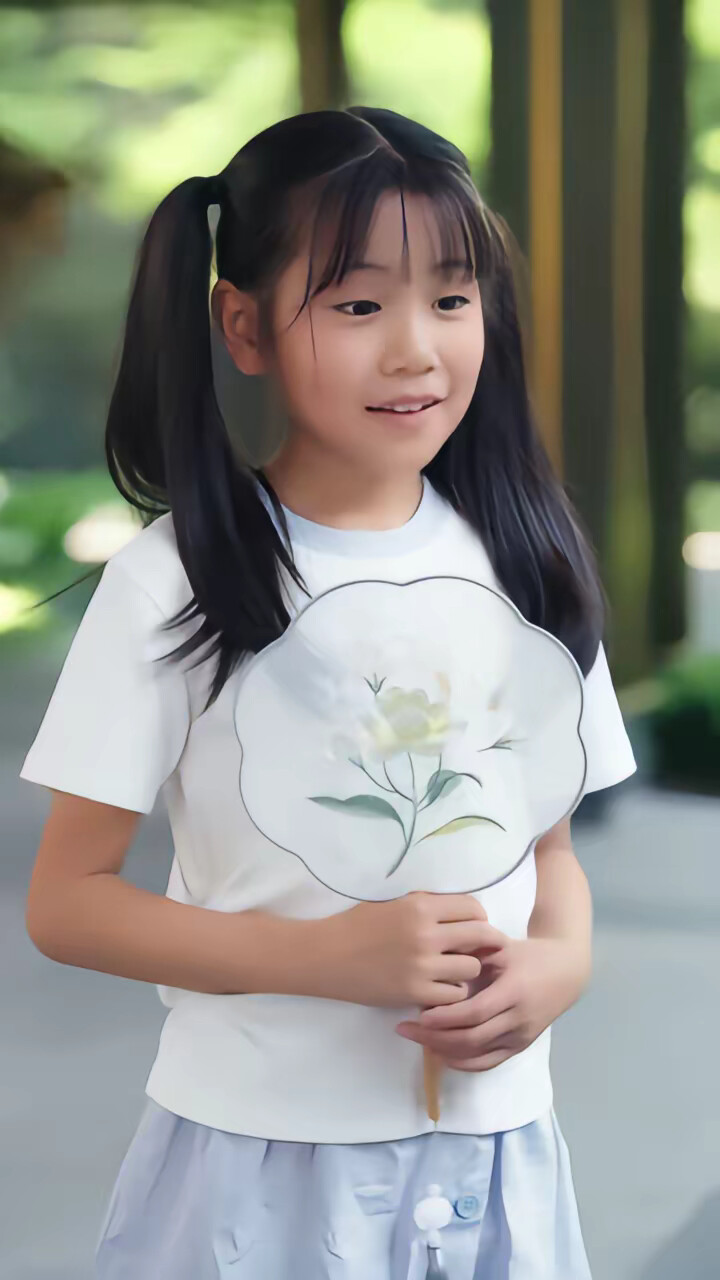 《小祖宗驾到全员真香警告》剧照