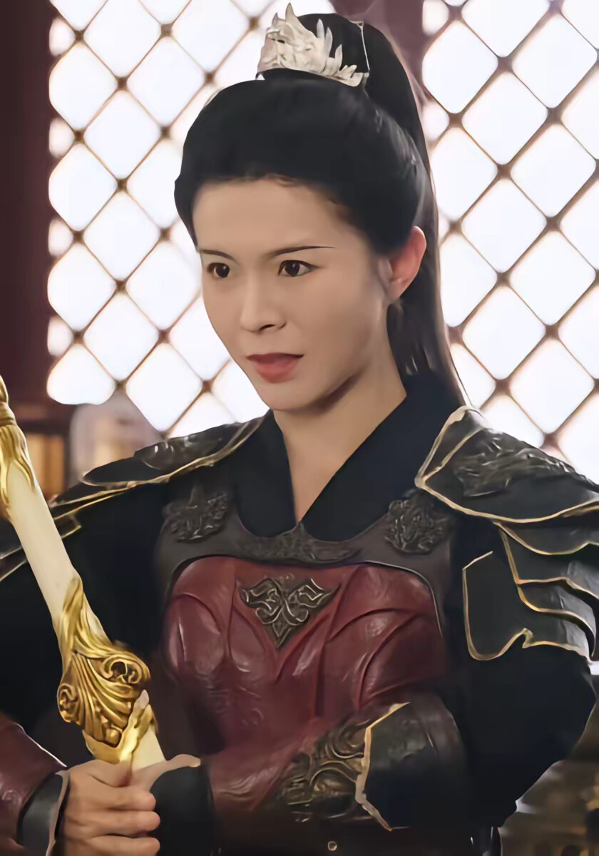 《开局女帝做正宫》剧照