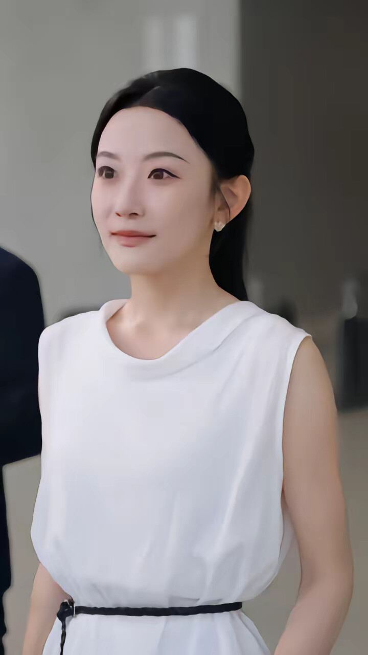 《邱秘书的婚事》剧照
