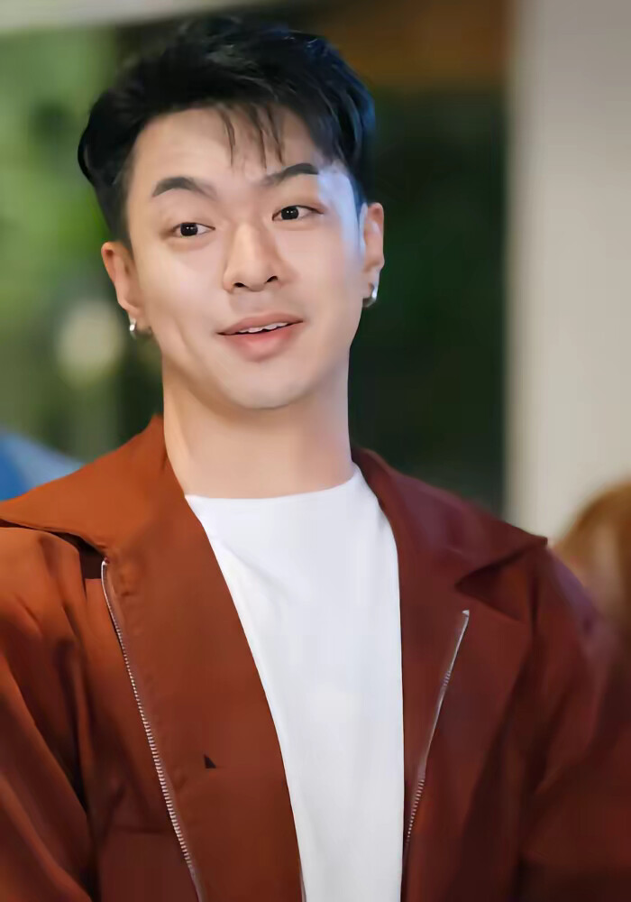 《财富自由从发朋友圈开始》剧照