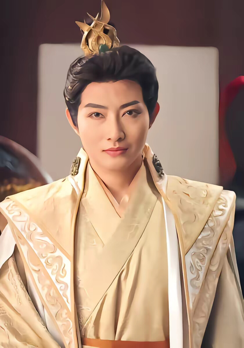 《福宝十岁,把纨绔爹爹养成皇帝啦》剧照