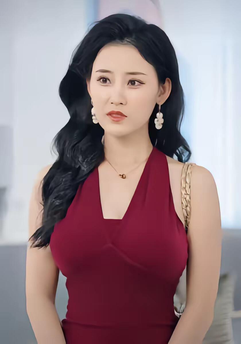 《前妻不哭,我有助女为乐系统》剧照