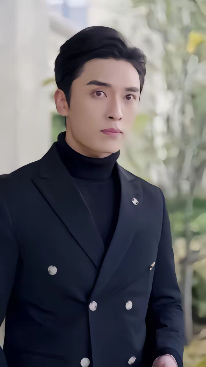 《相亲当天他拉着我领证》剧照