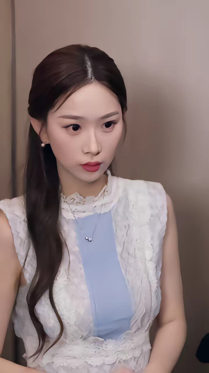 《闺蜜网恋我奔现,炮灰女配要翻盘》剧照