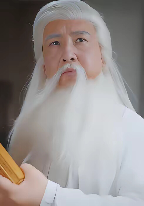 《你都10000级了，外面最高30级》剧照