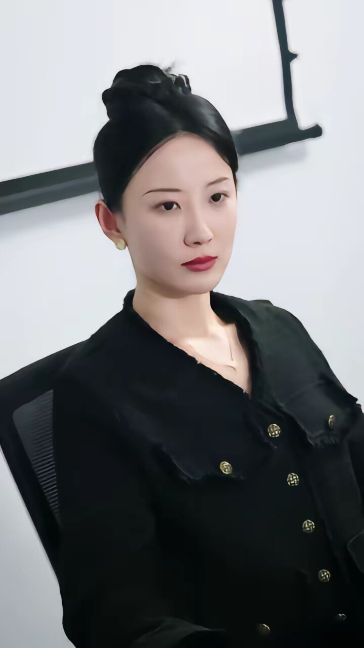 《天降三宝,大佬妈咪拽又飒》剧照