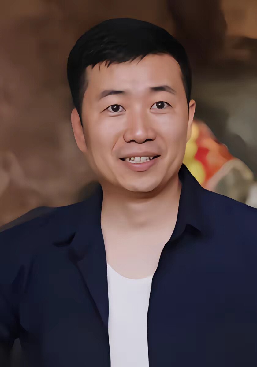 《七零,踹白月光后下乡发家娶村花》剧照