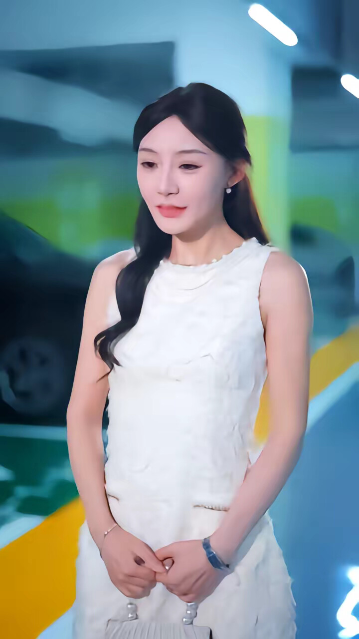 《乡村小医圣》剧照
