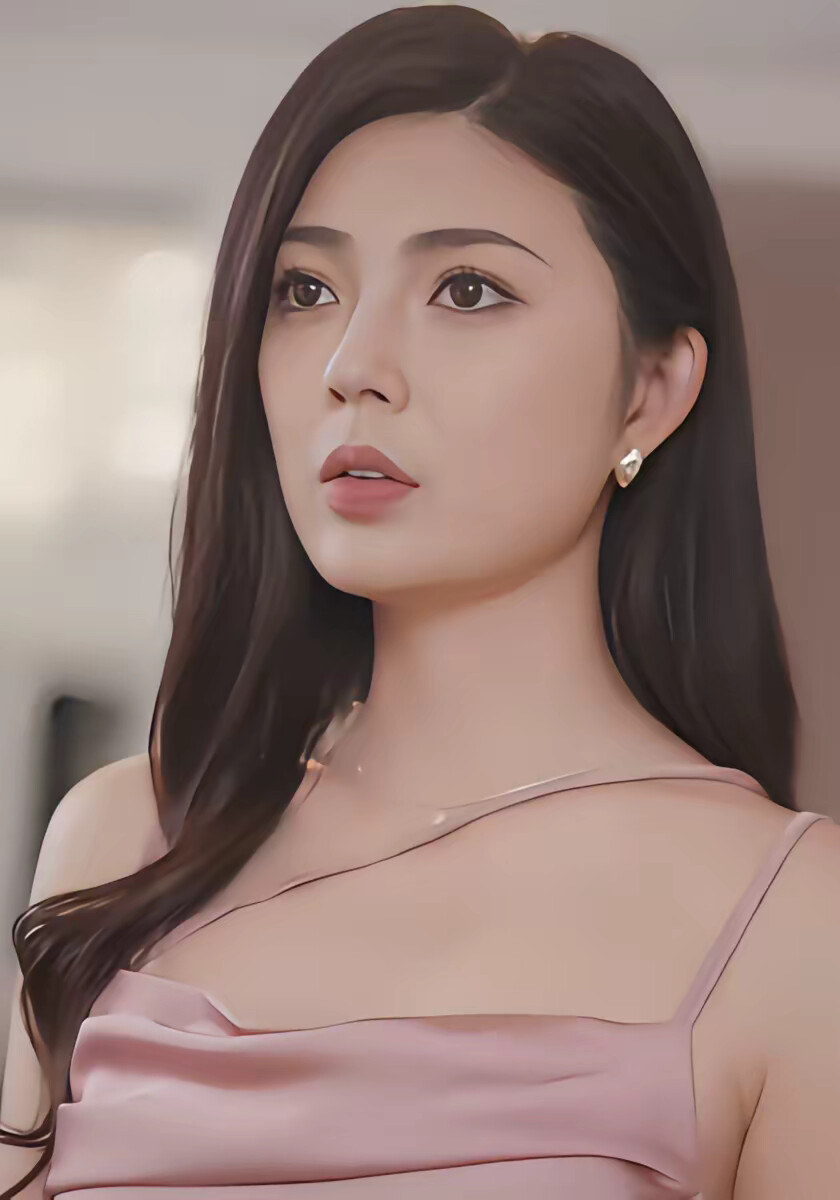《入赘美女老板的我，竟然成神了》剧照