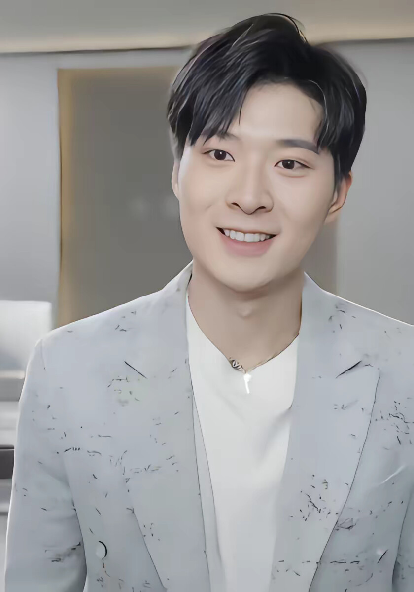 《重新出道闪耀娱乐圈》剧照