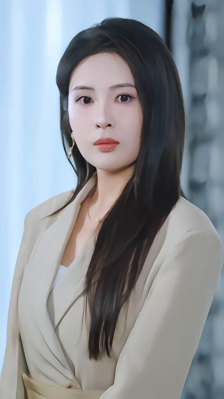 《破产五年后美女老板找上我》剧照