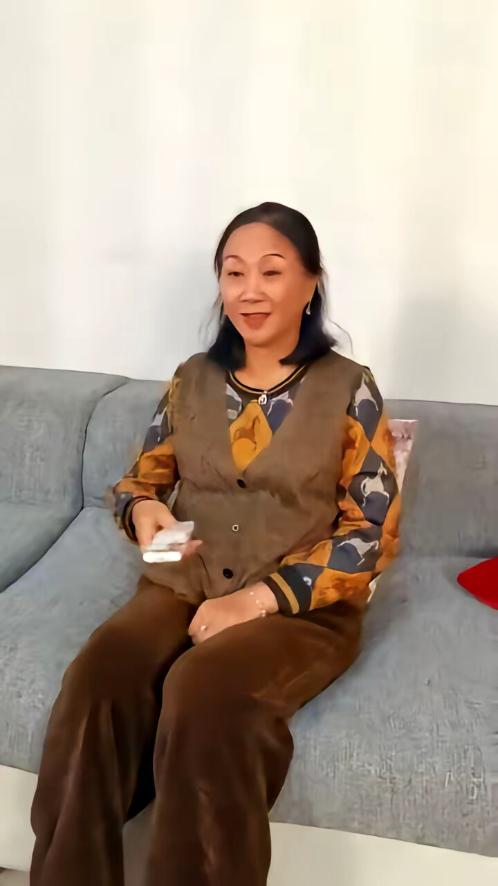 《没有血缘的亲人》剧照