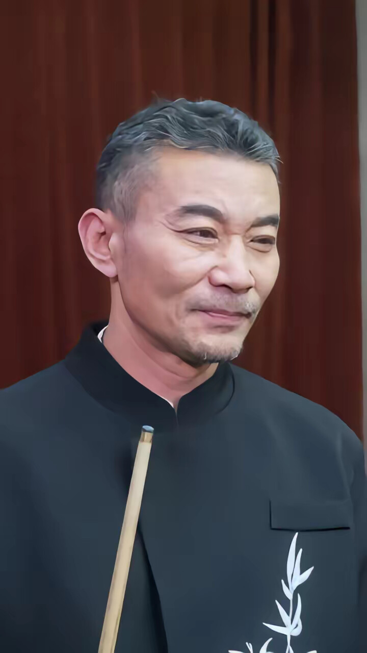 《球神老爹不装了》剧照