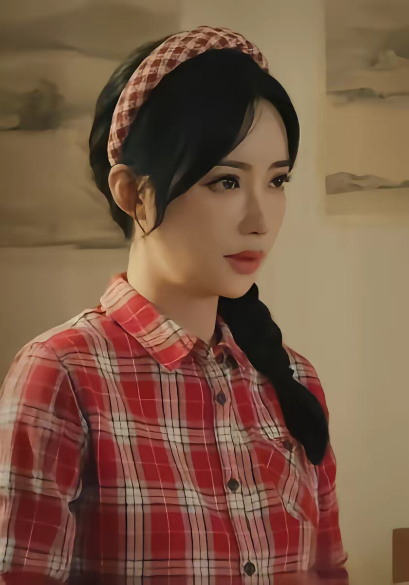 《替嫁绝嗣老公,被全家团宠》剧照