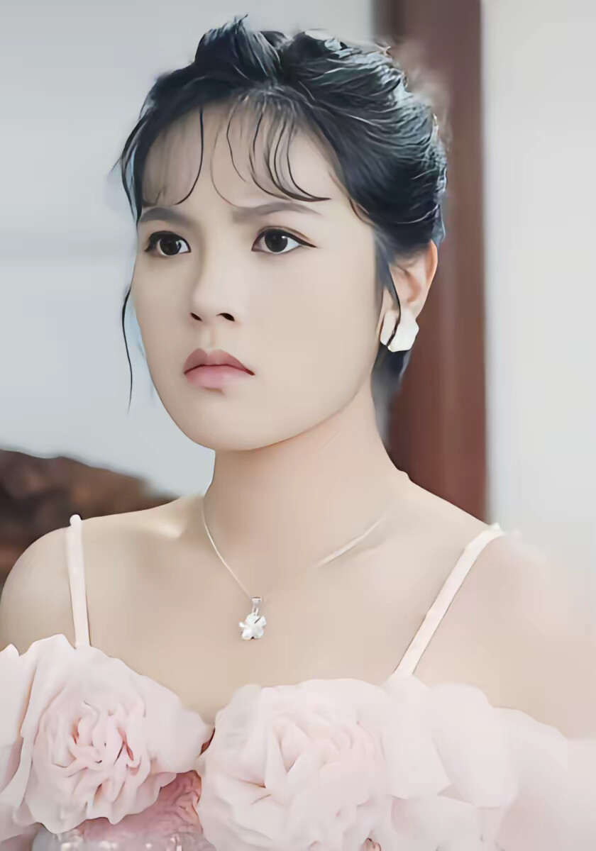 《灵泉空间,我救美女就变强》剧照