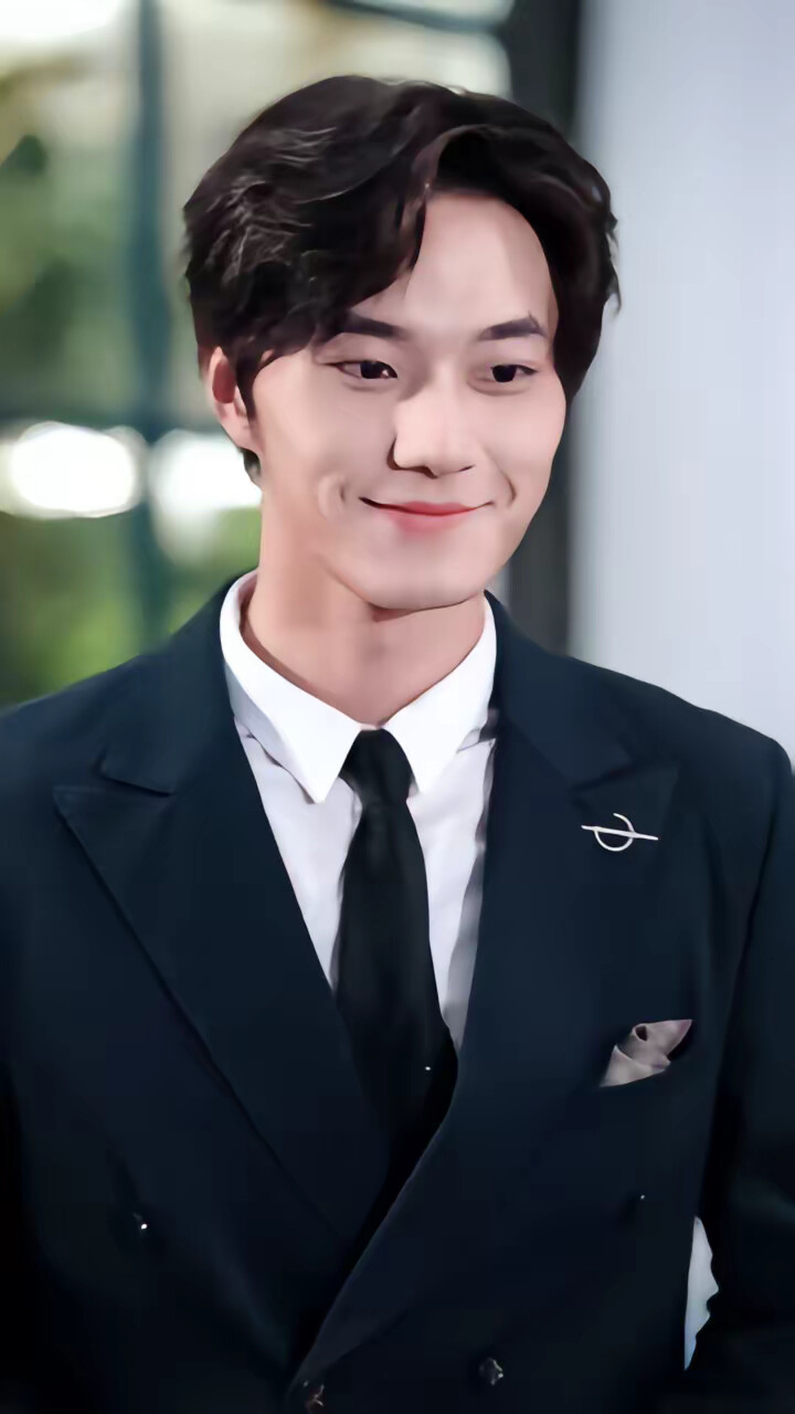 《离婚后才知，我竟是他的白月光》剧照